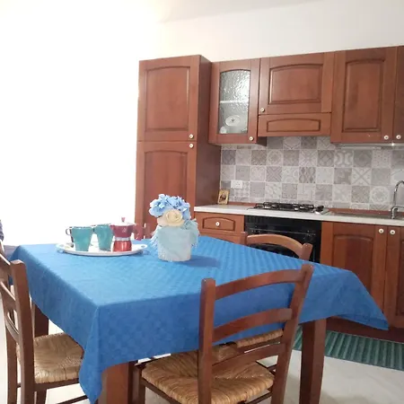 Il Faro Nel Borgo * סן לוצ'ידו
